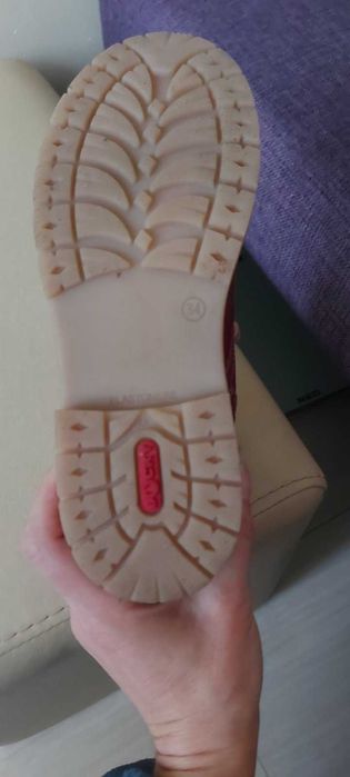 Боти от естествена кожа