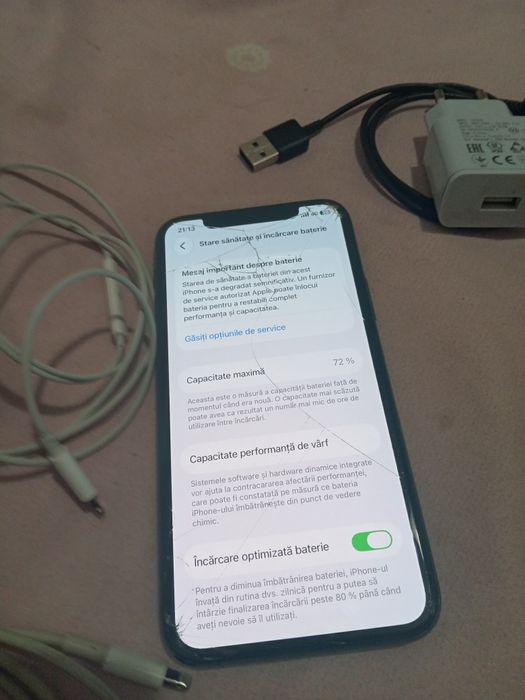 Vand sau schimb tot ce se vede in poze schimb cu Ceas Galaxy Watch 5 varianta cu eSIM