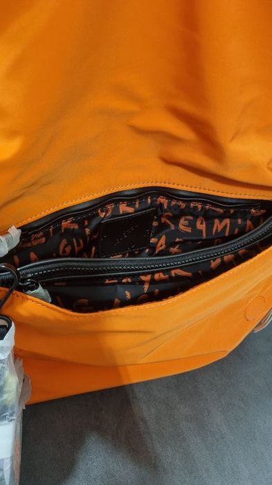 Нова чанта Desigual