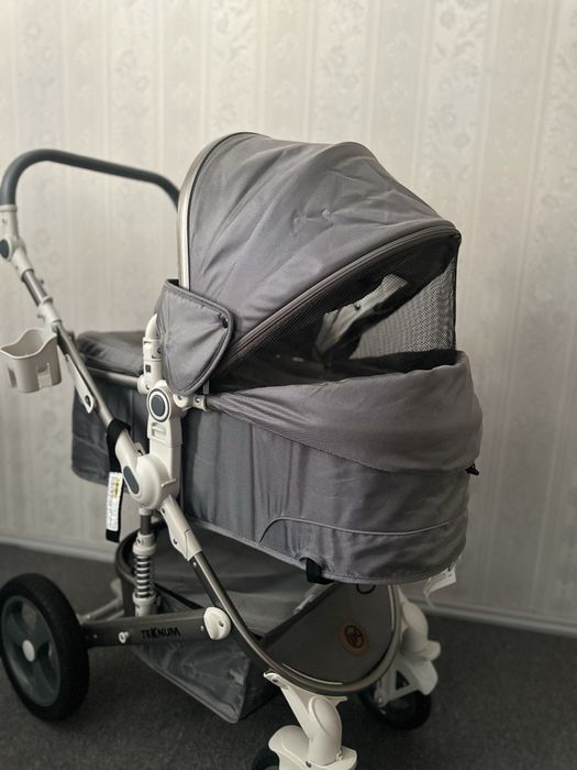 Продается коляска Teknum 531 полный комплект