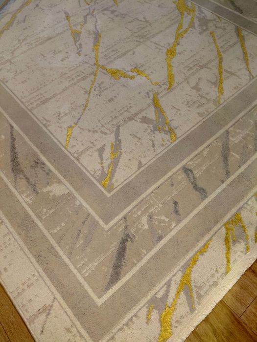 Продам ковёр 3на2  б.у