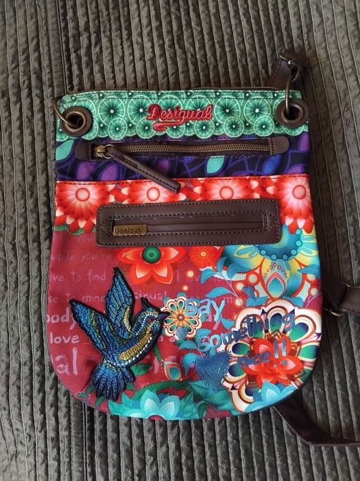 Чанти на Disigual от плат