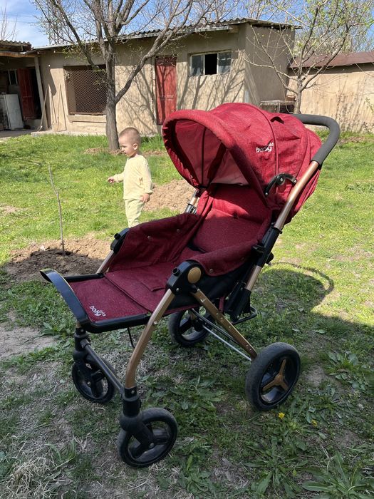 Коляска многофункциональная