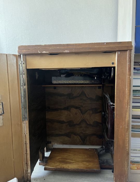 Советская швейная машинка