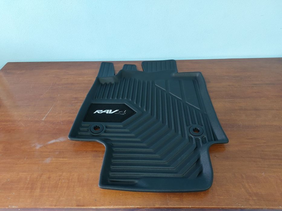 Covorase(presuri) tip tavita dedicate TOYOTA RAV4