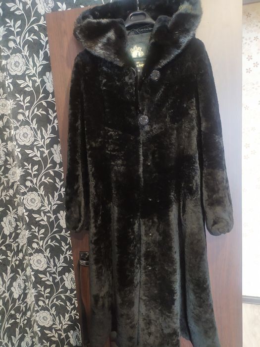 Продам шубу (мутон)