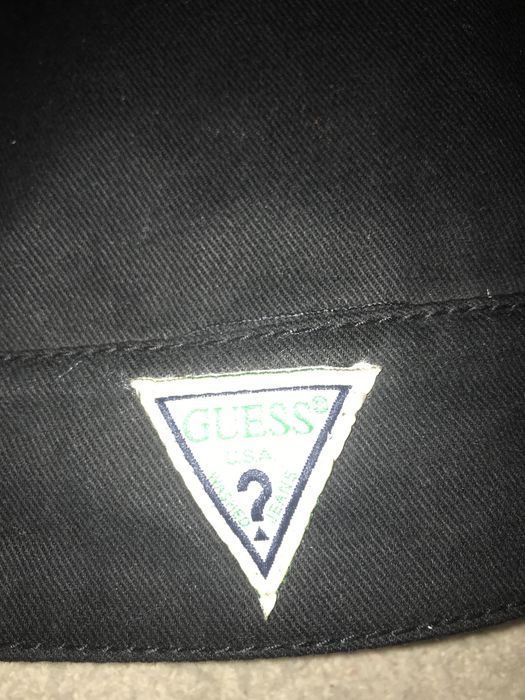 Продам ОРИГИНАЛЬНУЮ куртку guess