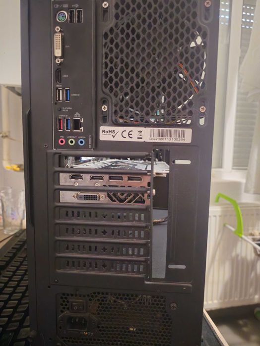 Vand PC Gaming Ryzen 5 3600 / RX 580 8GB / 16GB / 1TB + Monitor + Periferice