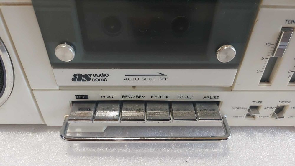 Audio Sonic TBS-8200 Stereo Radio Cassette Recorder