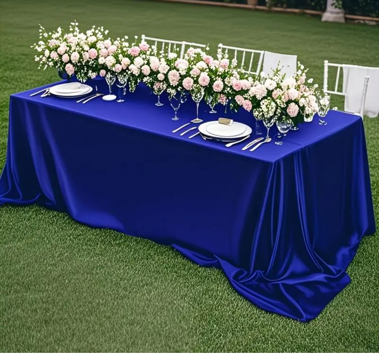 Fata(fete)de masa (prezidiu)Sali de Evenimente