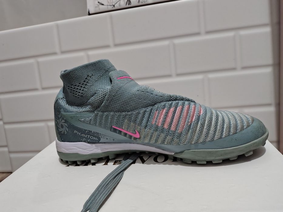 Сороконожки Nike Phantom, размер 36