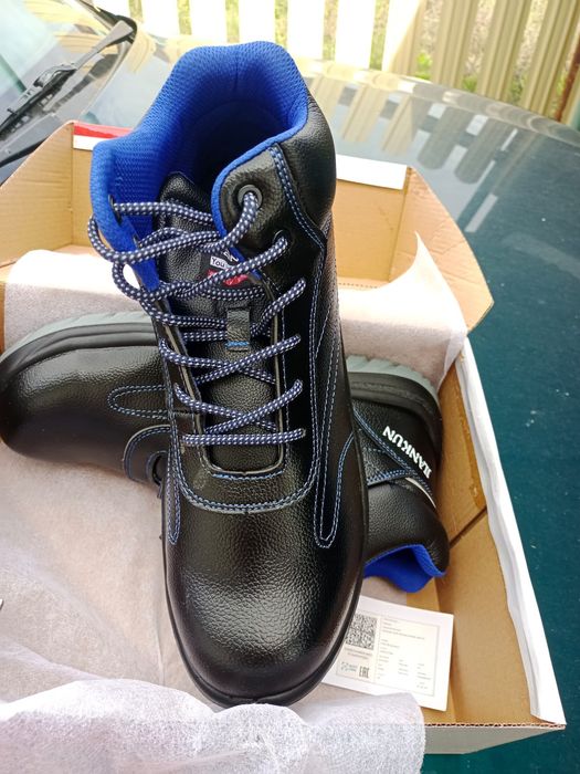 Ботинки рабочии!!!