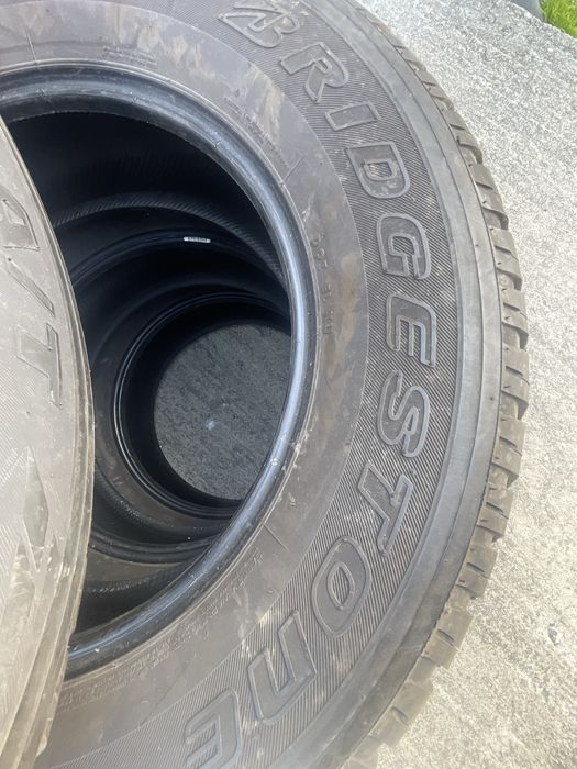 285 60 18 Bridgestone Dueler A/T