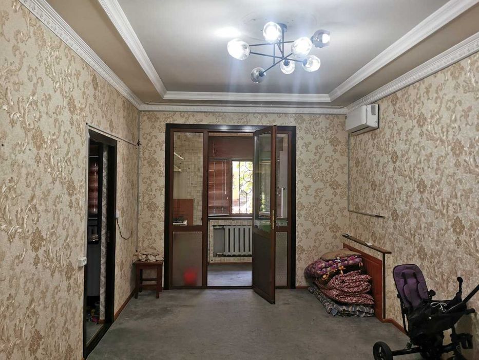 Продается нежилое помещение 3х комнатная + подвал Чиланзар 20 квартал