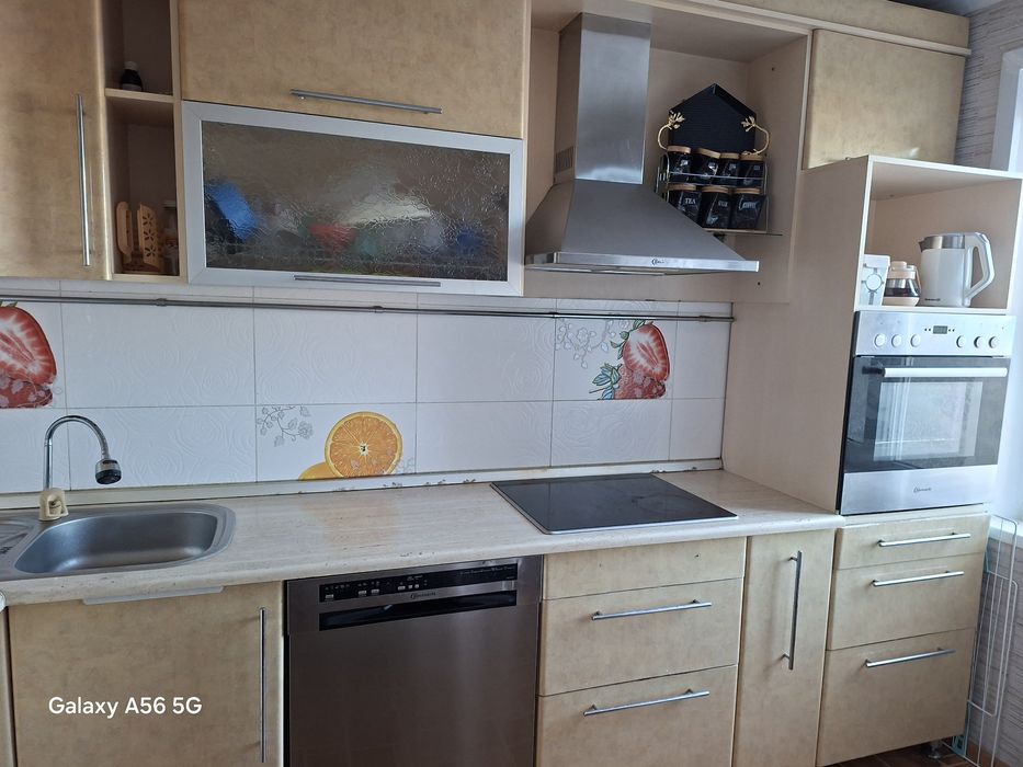 Продам 3-х комнатную  квартиру