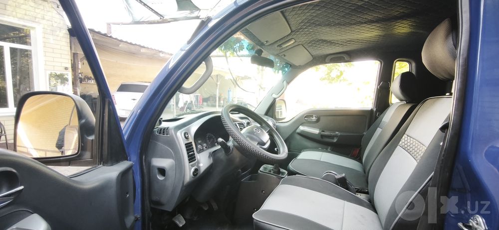 Kia bongo sotiladi