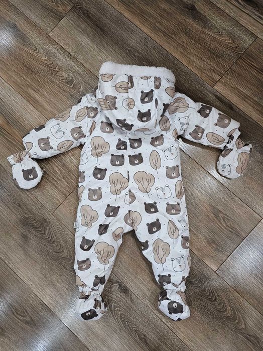 Космонавт на Rainy и HM