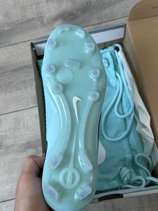 Футболни обувки Nike Legend 10 Elite FG