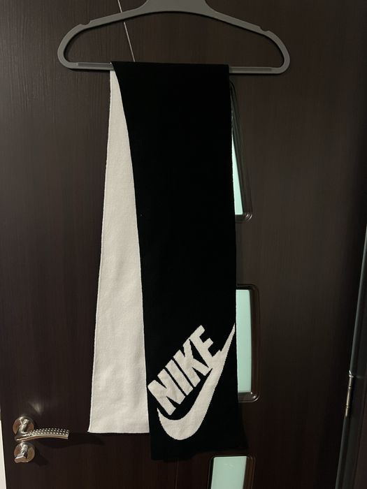 Fular Nike black and white