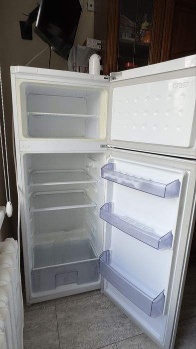 Холодильник BEKO DS 325000