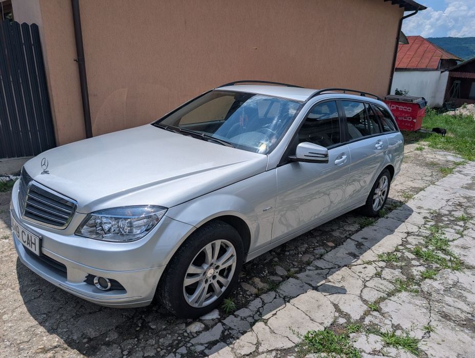 MERCEDES-BENZ C-Class 2010 — imagine 4