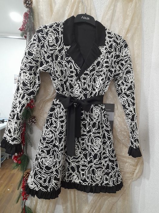 Рокля тип сако, блузки