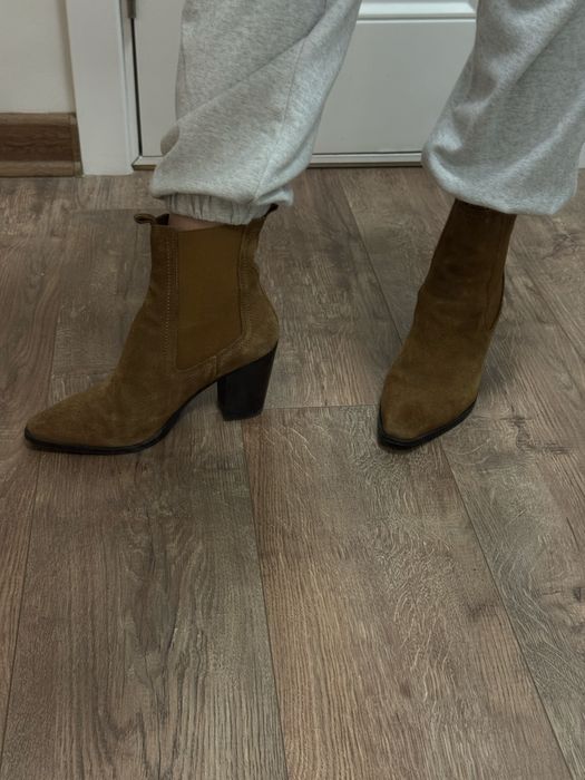 Замшевые сапоги от mango