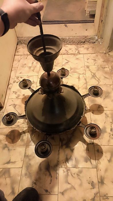 Масивен антикварен полилей от месинг/бронз – 6 светлини, винтидж стил