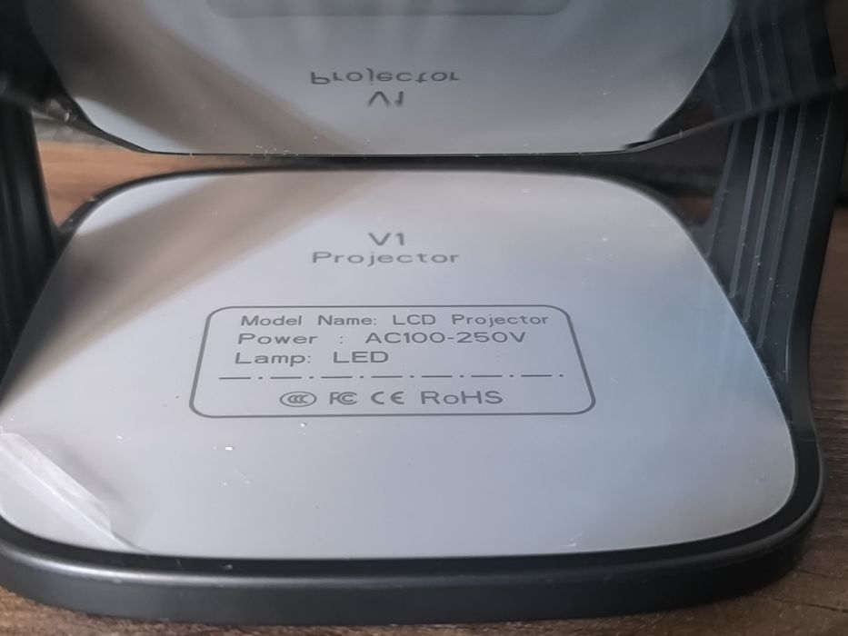 Продам проектор LCD 1920х1080