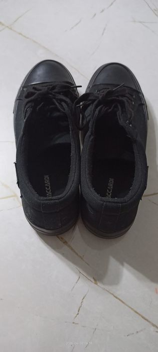 Продам обувь весна осень