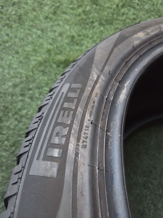 285 40 21 Pirelli
