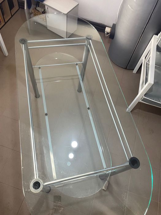 Стъклена функционална маса на две нива