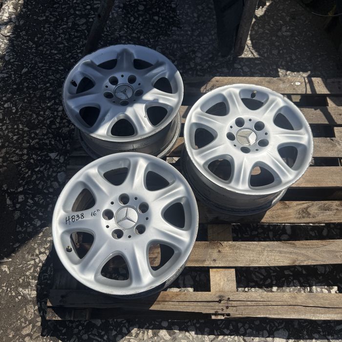 3 броя джанти Mercedes 71/2J R16 ET46 A2202010702 ном 838