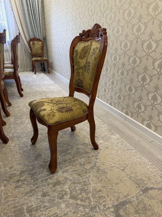 Продам стулья из натурального дерева