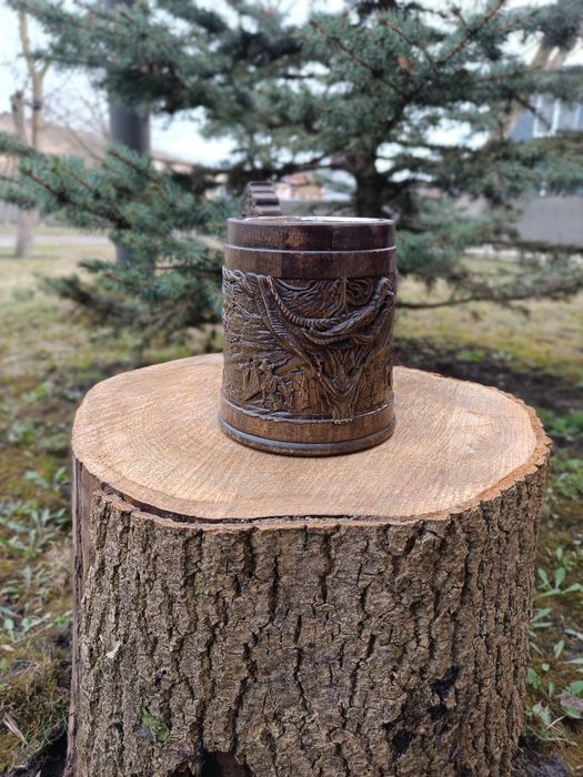 Дървена халба за бира