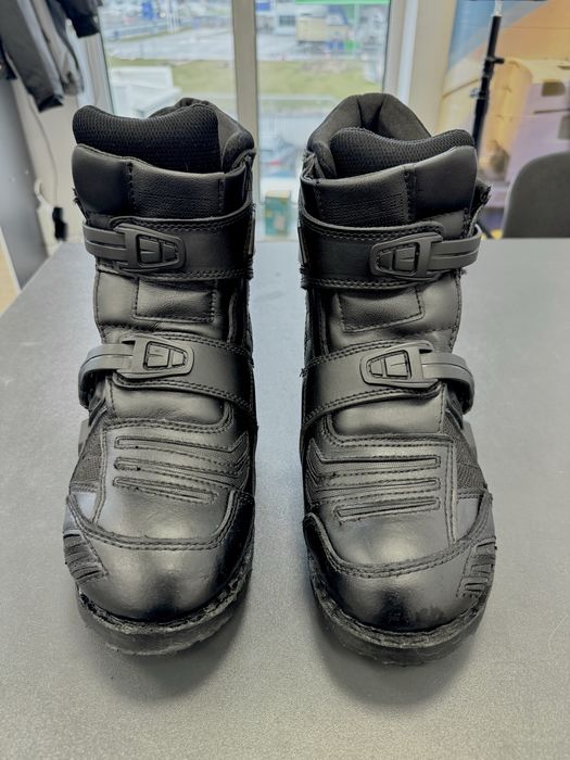 Продавам мото ботуши Icon Field Armor 2 44номер