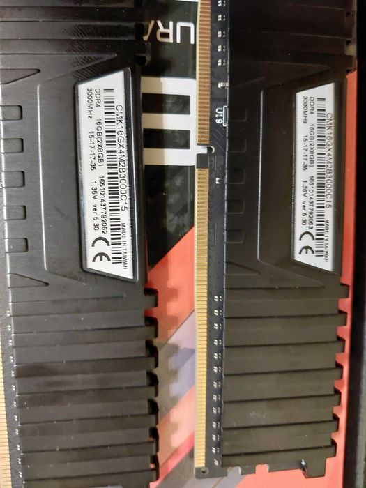 16GB DDR4 3000Mhz - RAM памет