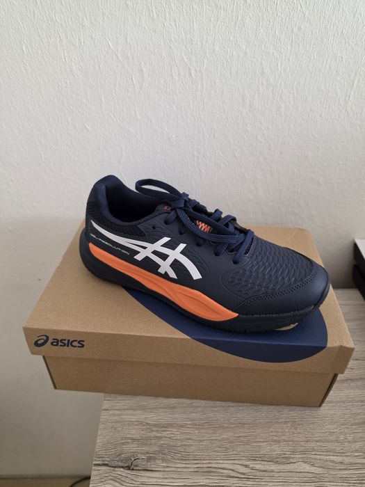 NOI: Adidași Tenis de Câmp / Picior – Ideali și pentru Streetwear / Casual