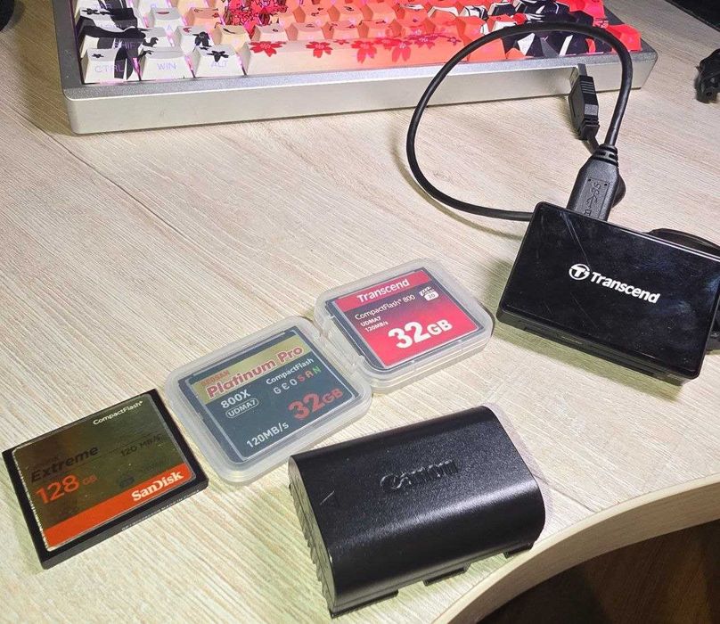 Canon EOS 5D Mark II + Canon EF 28-105 f/3.5-4.5 USM