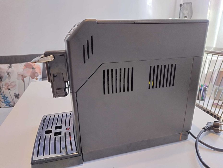 Espressor automat Philips HD8841 - partial functional