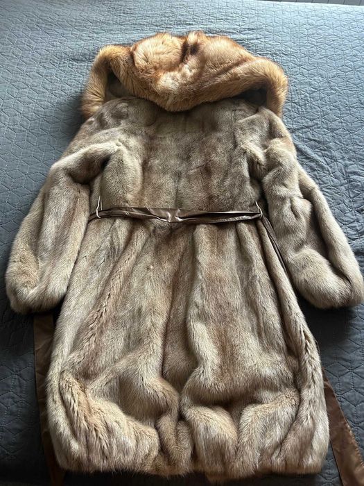 Палто от норка чисто ново