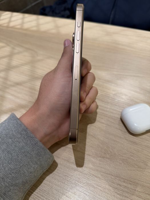 Айфон 16 про макс 512 гб  продам