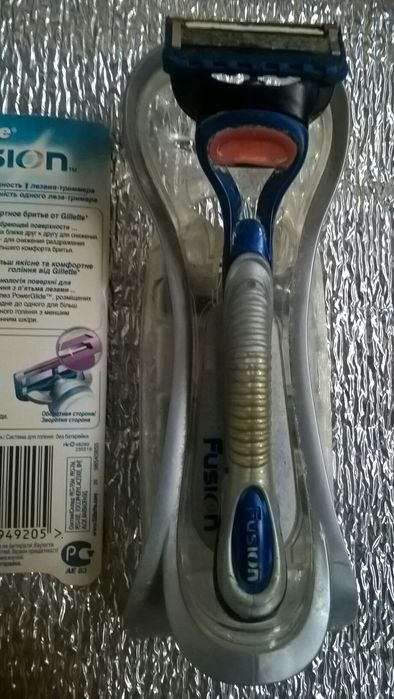 ОРИГИНАЛ БРИТВЕННЫЙ Станок Gillette Fusion 5 лезвий,сделано в Германии