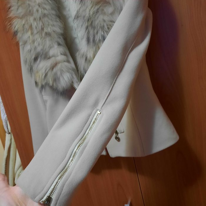 50лв! Дамско сако с яка от лисица