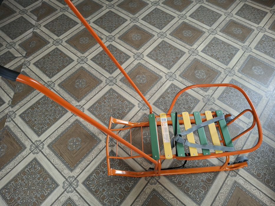 Продам санки детские