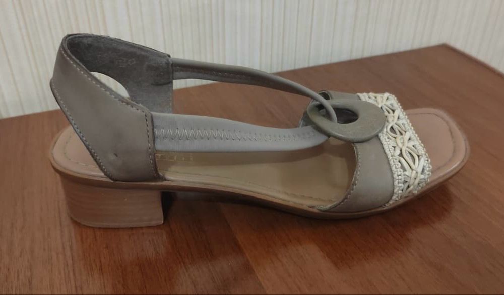 Босоножки натуральная кожа