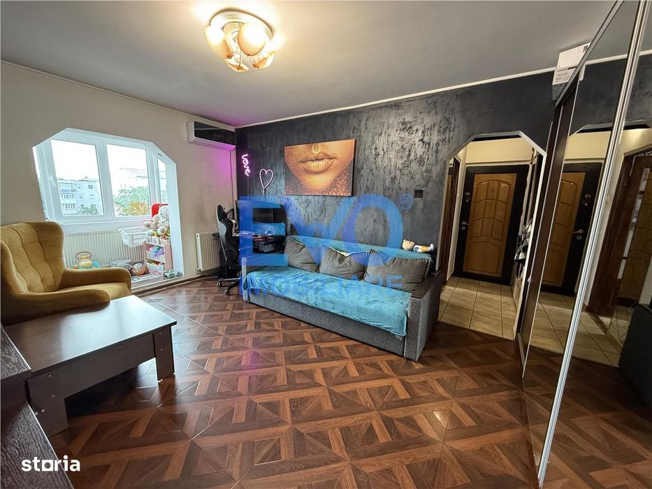 Apartament De Vanzare Cu 2 Camere,  Zimbru