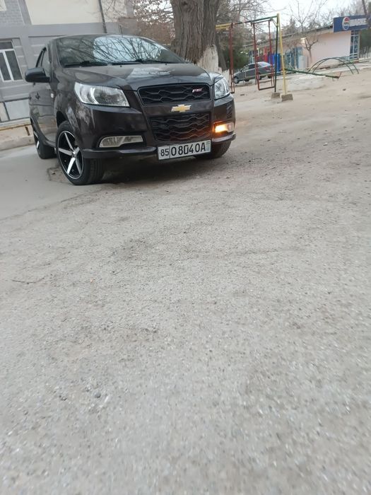 Nabarot qilingan toza minilgan gaz quyiygan