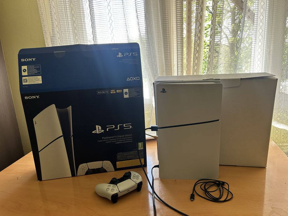 Vând PS 5 Digital Edition