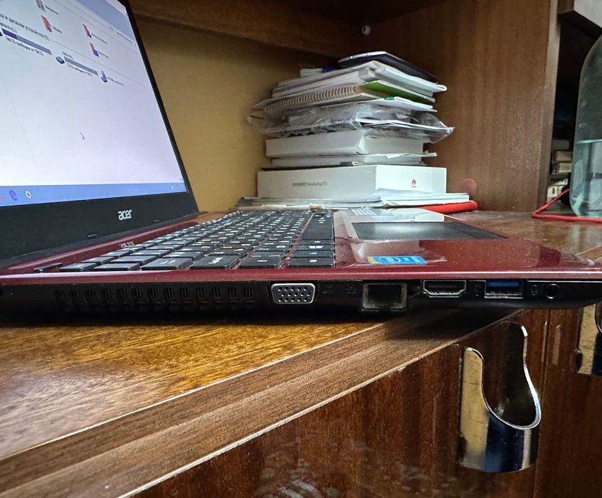 лаптоп Acer Aspire E1-530